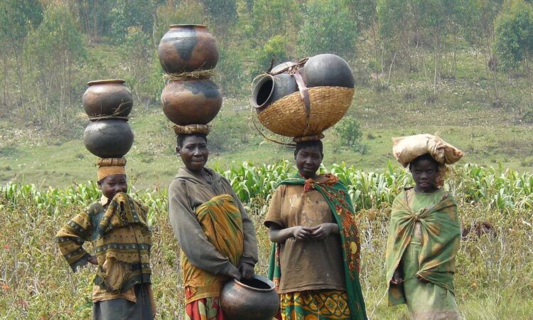 Batwa Cultural Tours in Uganda - Experience the Rich Heritage of the Batwa Pygmies