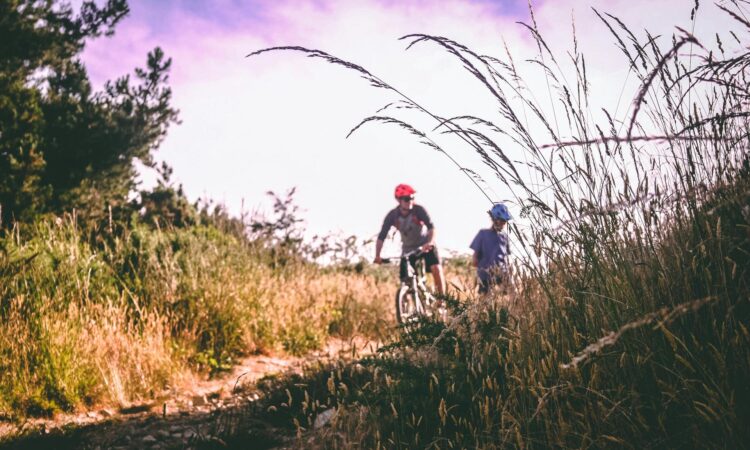 Biking Tours in Uganda - Explore Scenic Landscapes & Wildlife on Two Wheels